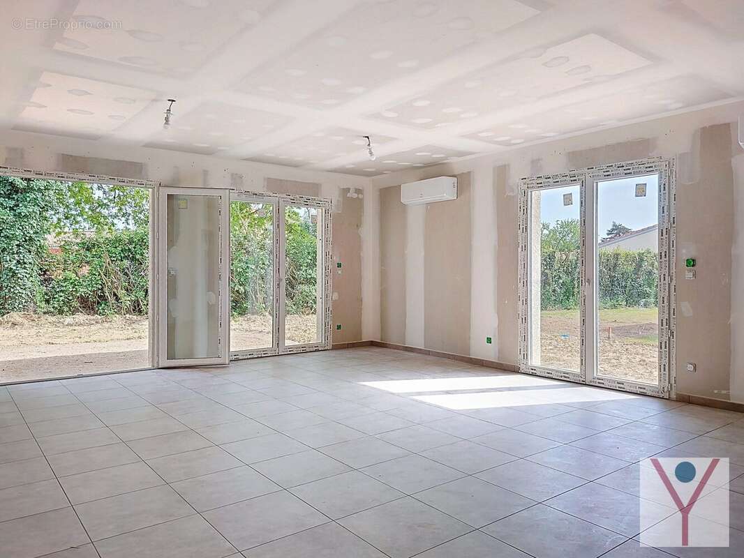 Maison à SAINT-DIDIER-SUR-CHALARONNE