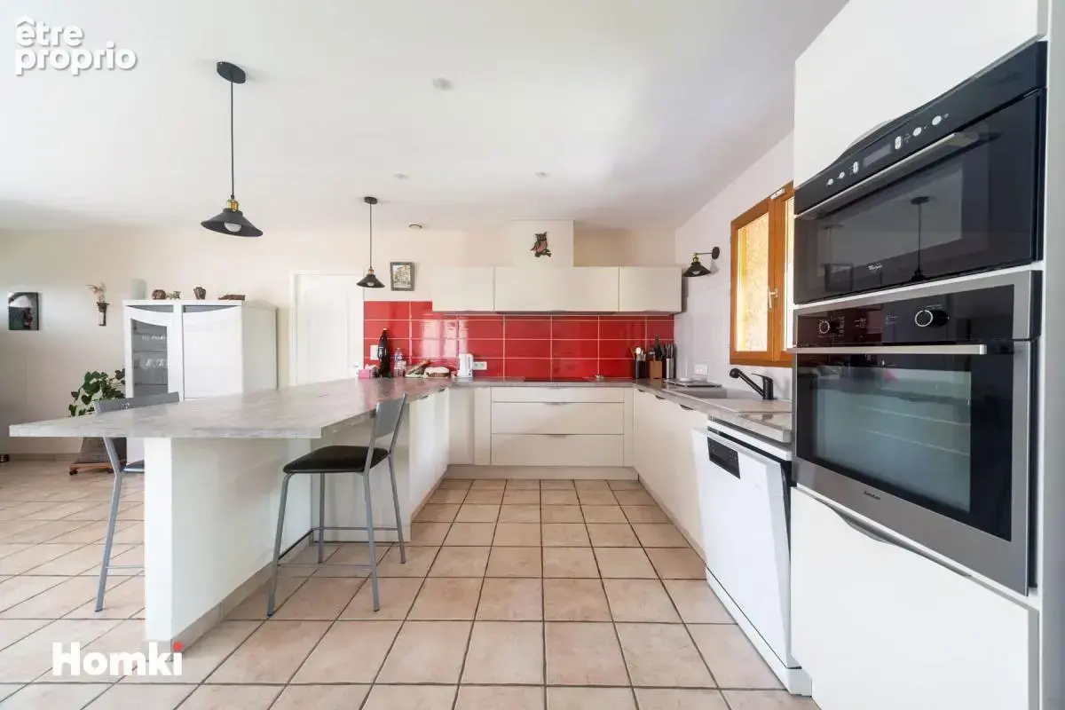 Magnifique Villa de Plain-Pied à Mézériat – 137 m² – Classe Énergétique B - photo 6