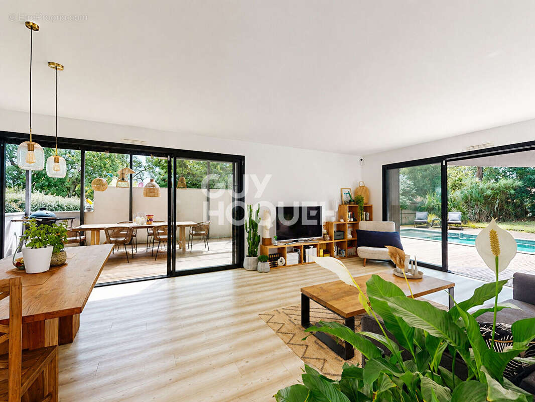 Villa d'architecte contemporaine avec piscine - photo 8