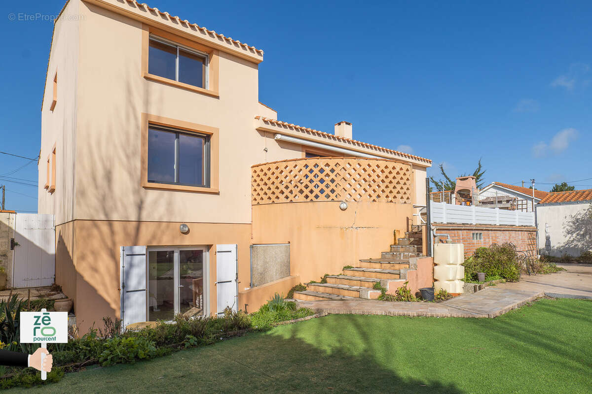 Maison à SAINT-HILAIRE-DE-RIEZ