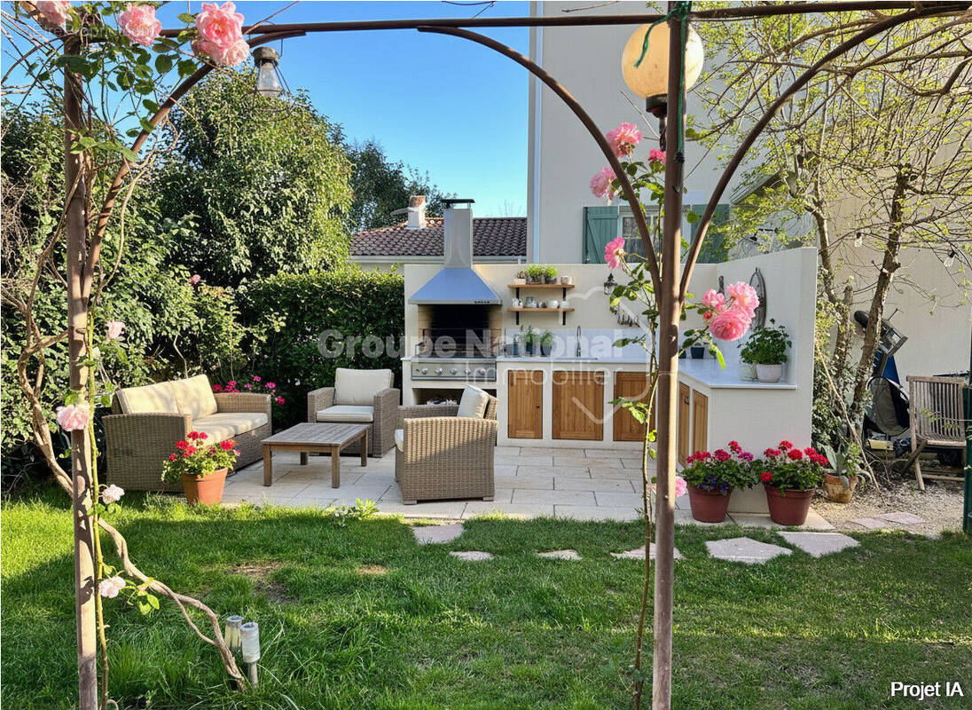 Appartement à SAINT-ETIENNE-DU-GRES