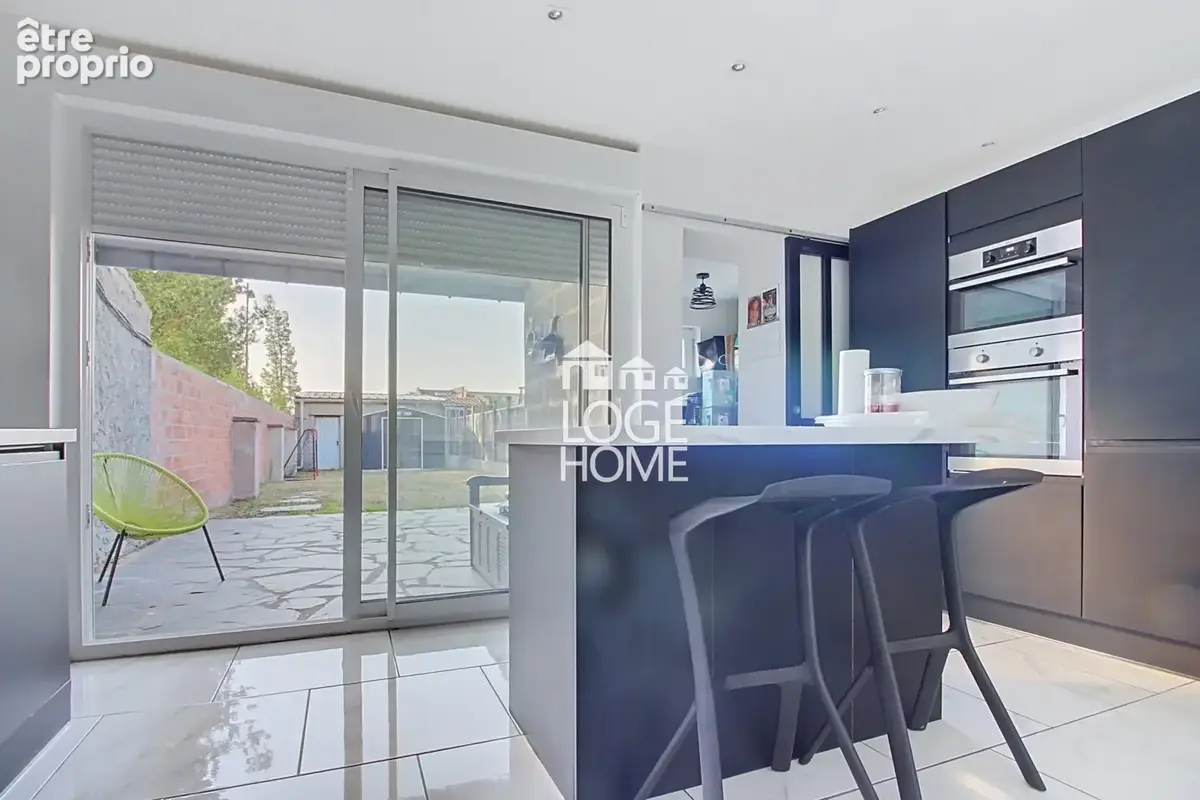 Maison 5 pièces 111 m² à vendre à Wattrelos (59150) - photo 3