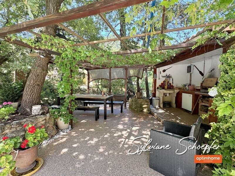 Villa familiale 4 chambres avec piscine et grand terrain  Calme absolu et sans vis-à-vis  Saint-Restitut - photo 2