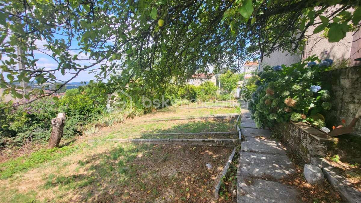 Maison à LACROUZETTE