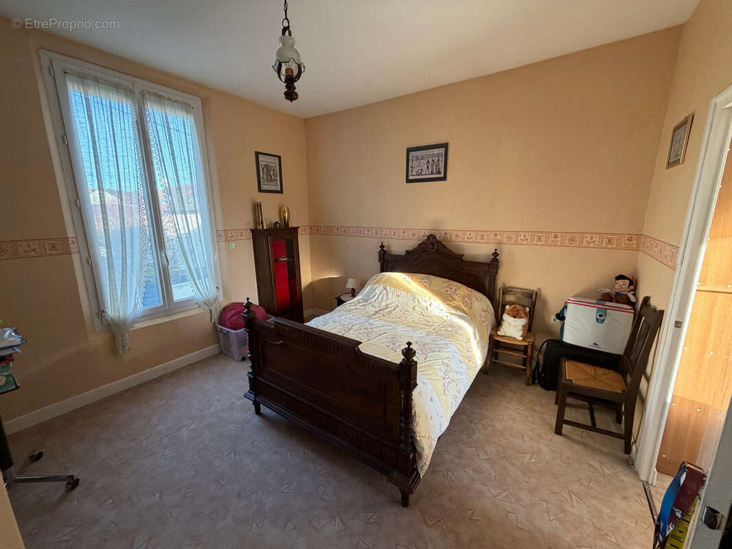 Maison à CHATELLERAULT