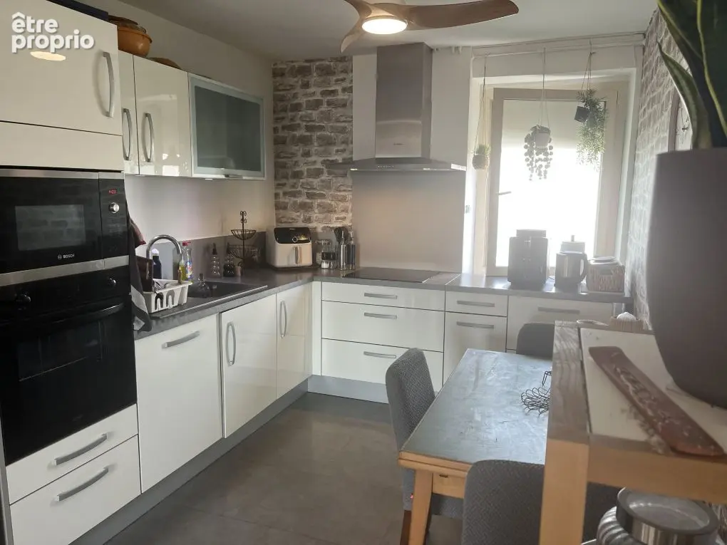 Appartement T 4 - photo 2
