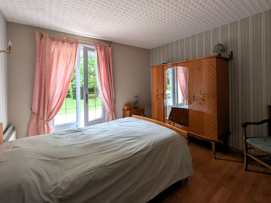 Maison familiale avec jardin à CHECY (45) - photo 33