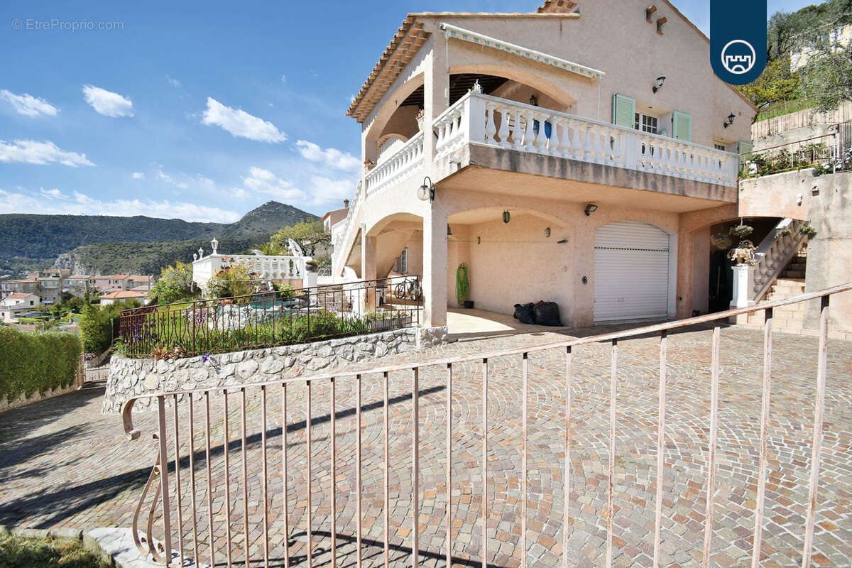 Maison à SAINT-ANDRE-DE-LA-ROCHE