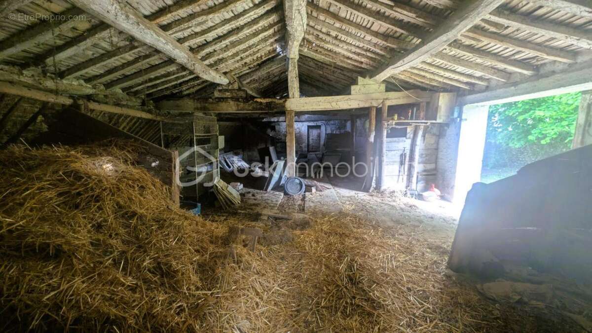 Maison à LE BEUGNON