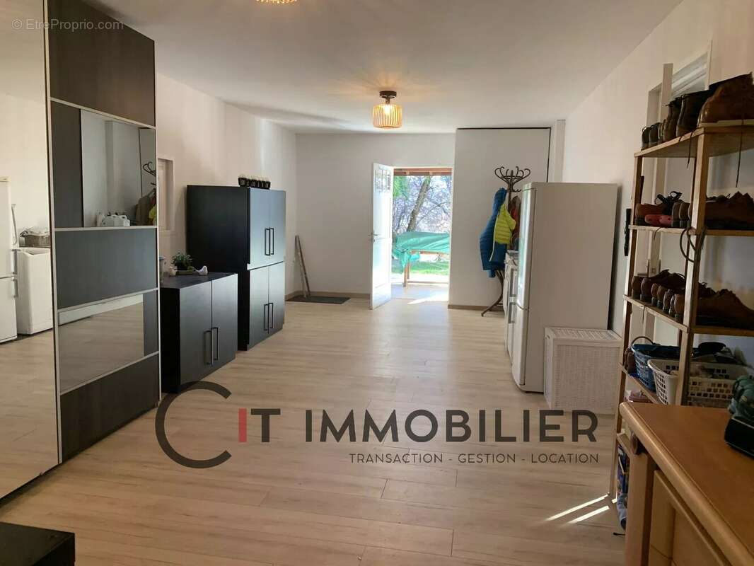 Maison à LA TOUR-DU-PIN