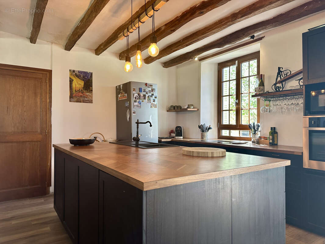 Maison à BEAUMONT-EN-VERON