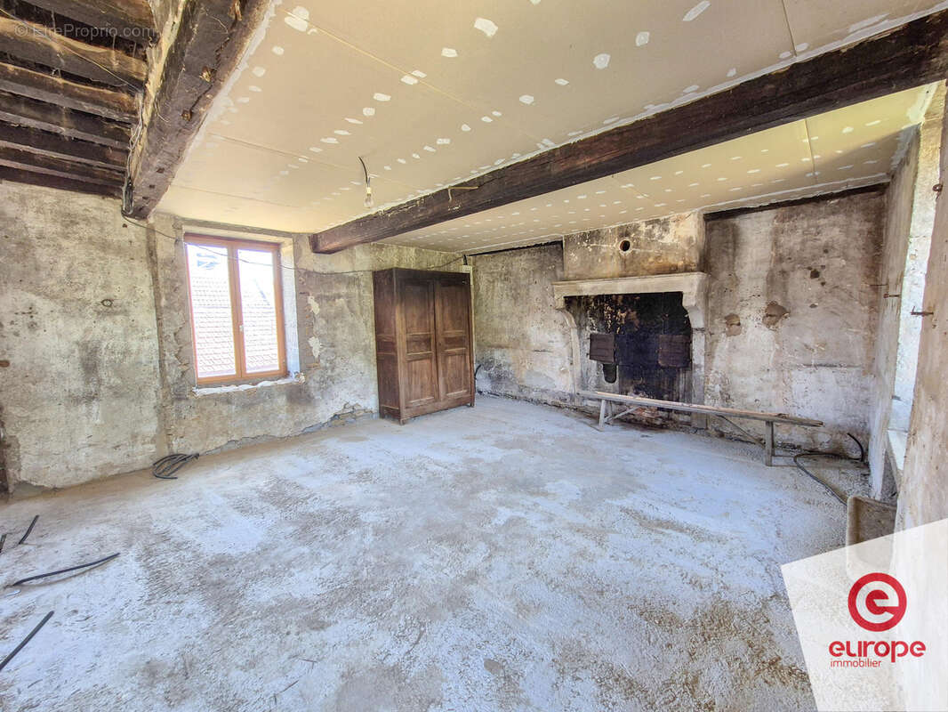 Maisons 6 pièces de 130m2 avec jardins et dépendances à Santigny - photo 8