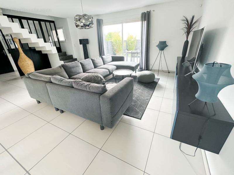 Maison à TOURVILLE-LA-RIVIERE