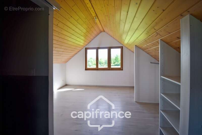Maison à vendre 13 pièces proche de LONS LE SAUNIER (39) - photo 33