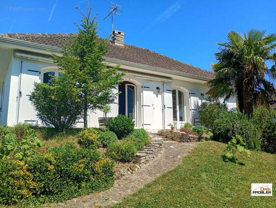 Maison à SAINT-BRICE