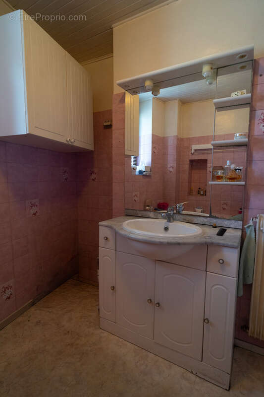 Appartement à AIX-LES-BAINS