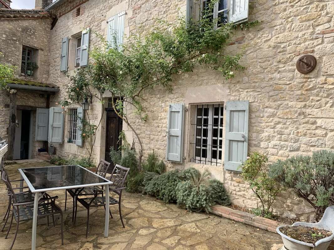 Maison à SAINTE-CROIX