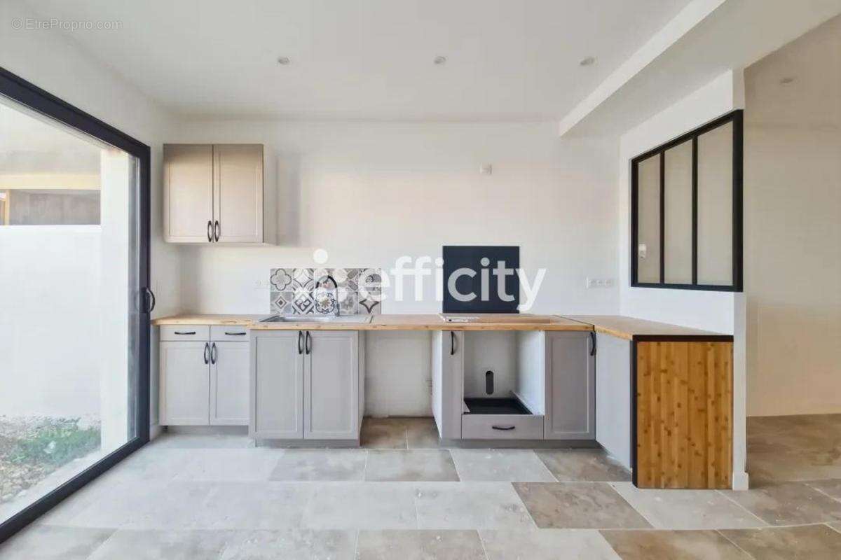 Maison à LA ROCHELLE