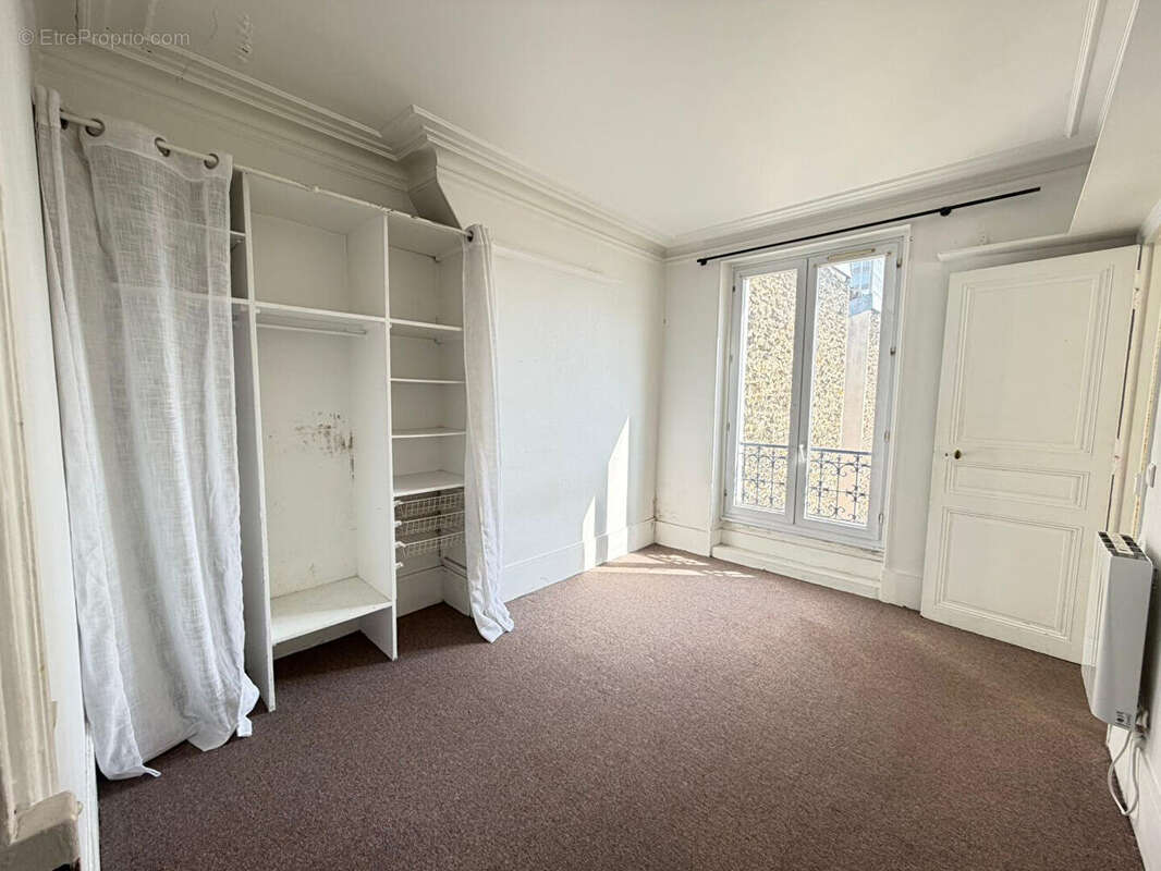 Appartement à PARIS-19E