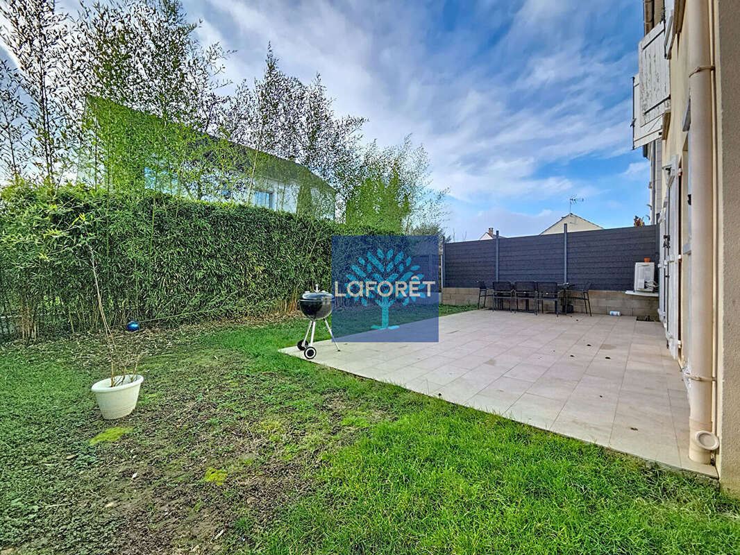 Maison à LE PLESSIS-PATE