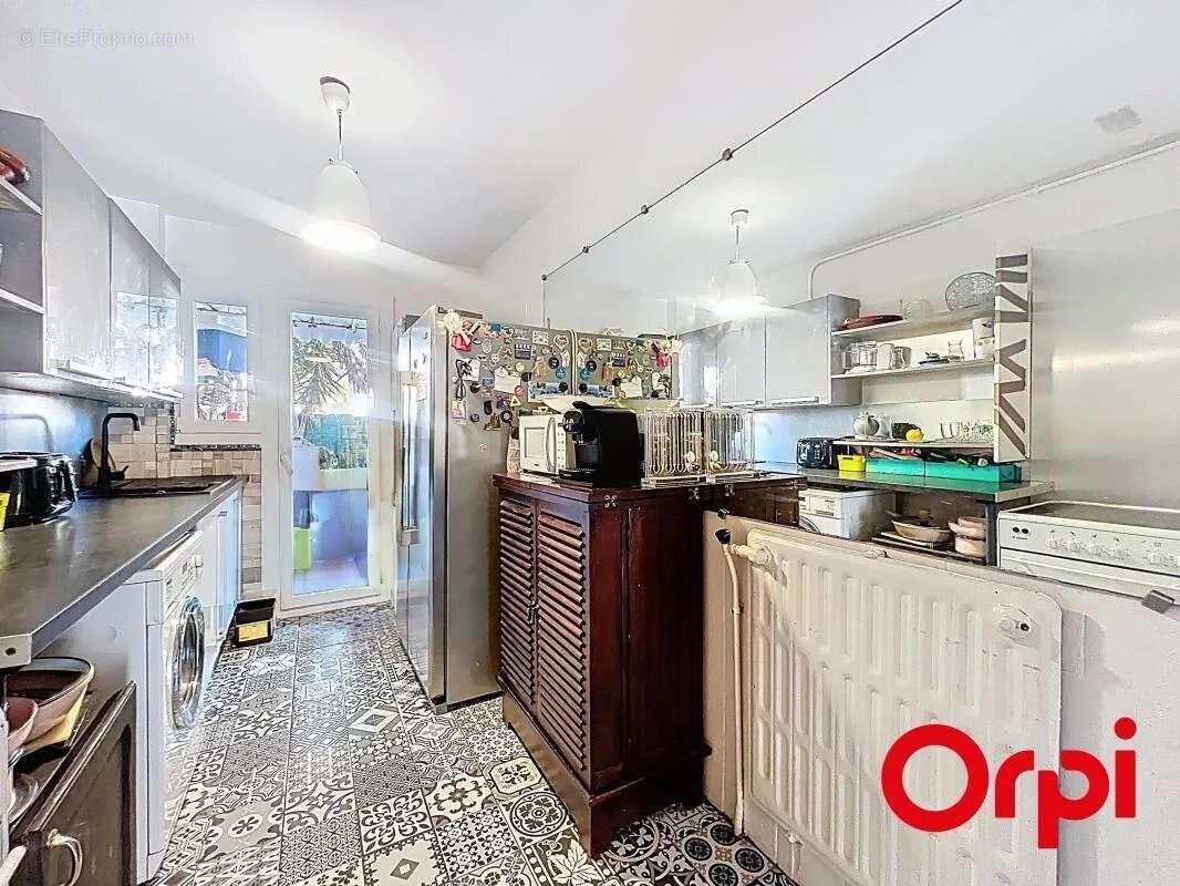 Mandelieu la napoule, quartier capitou : 3 pieces traversant de 61,24 m2, avec terrasse et jardin. parking en option - photo 3