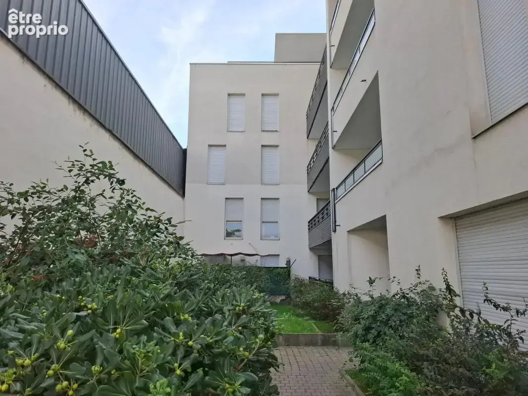A Vendre St Fons centre T2 48 m² + garage - photo 12