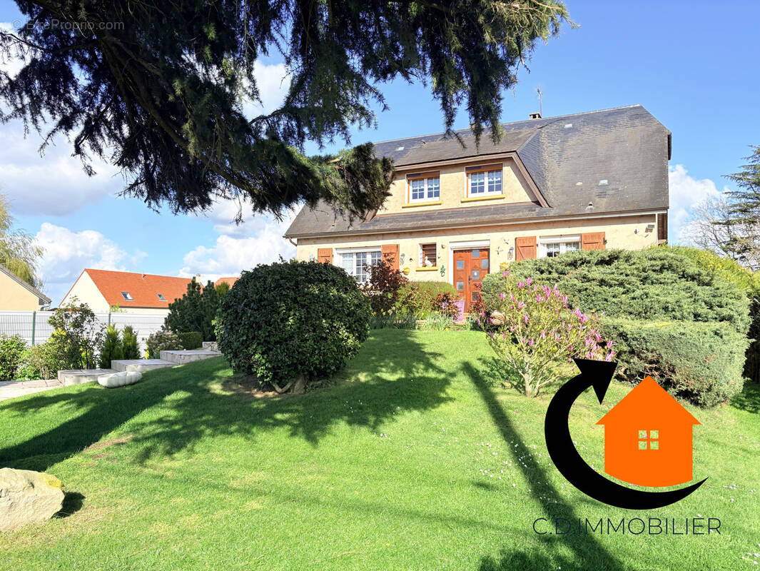 Maison à CHUISNES