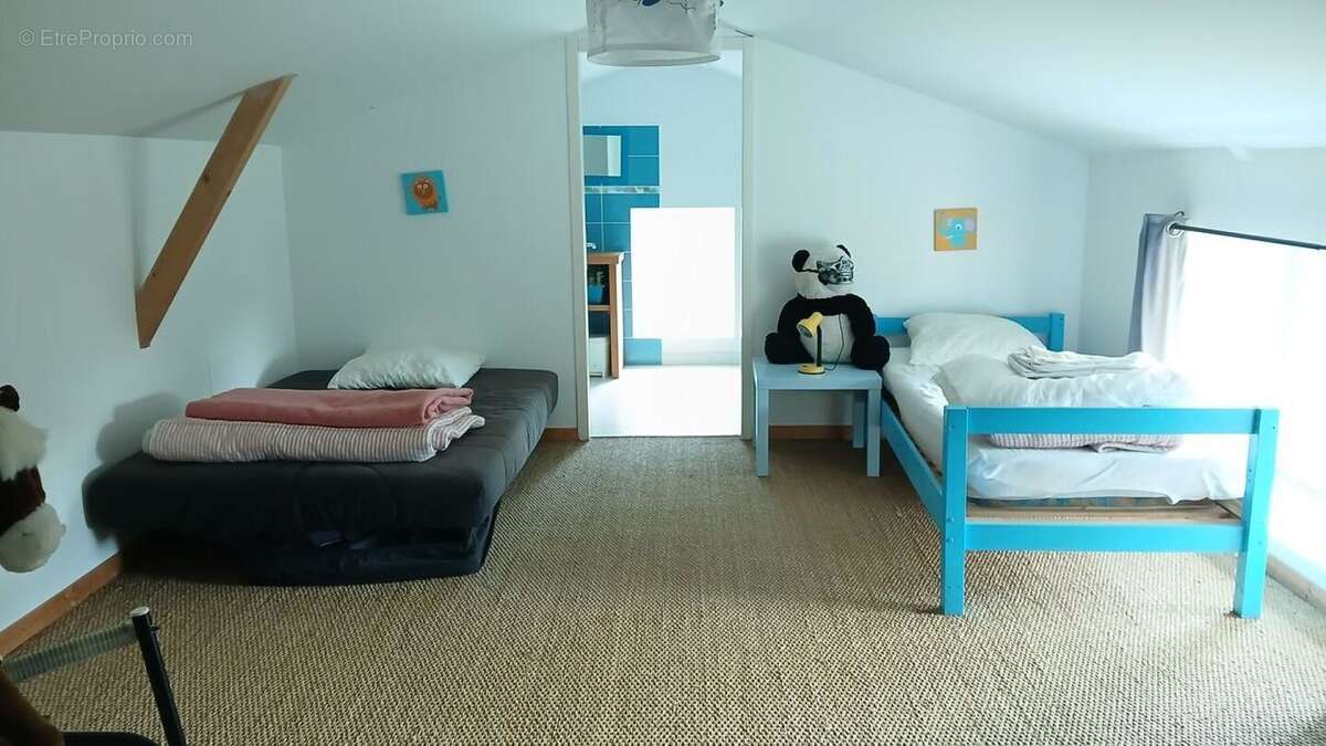 Maison à CHAMPAGNE-MOUTON