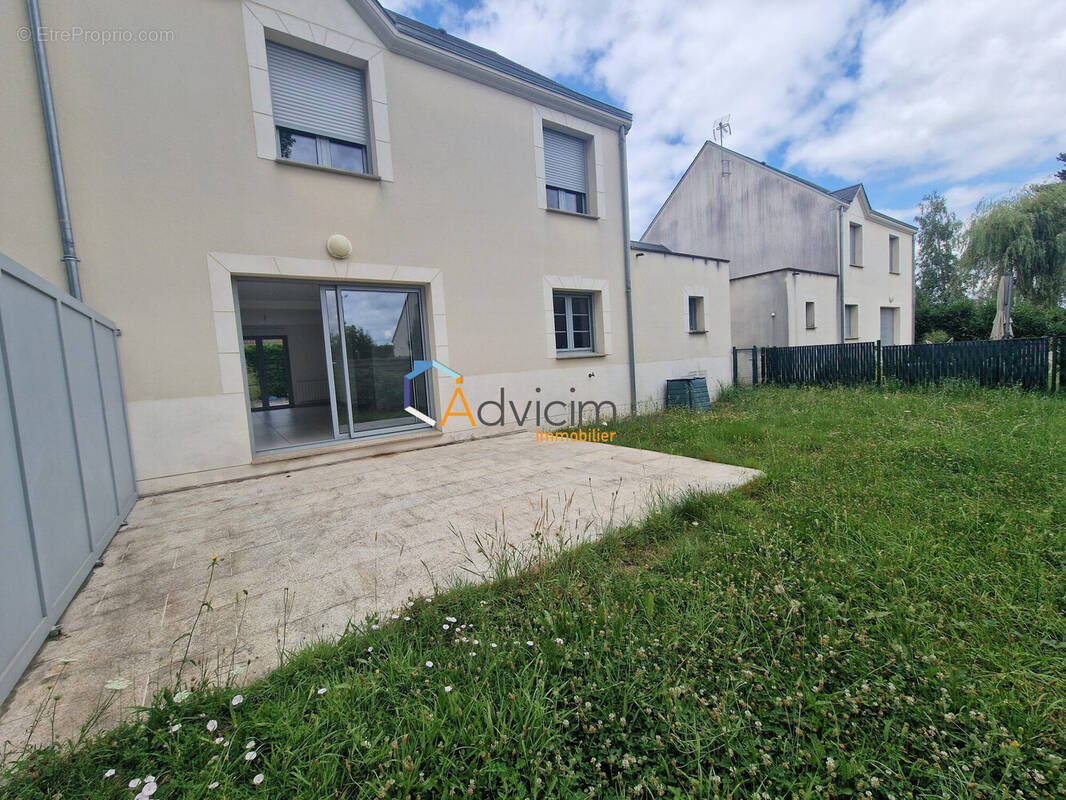 Maison à SAINT-DENIS-EN-VAL