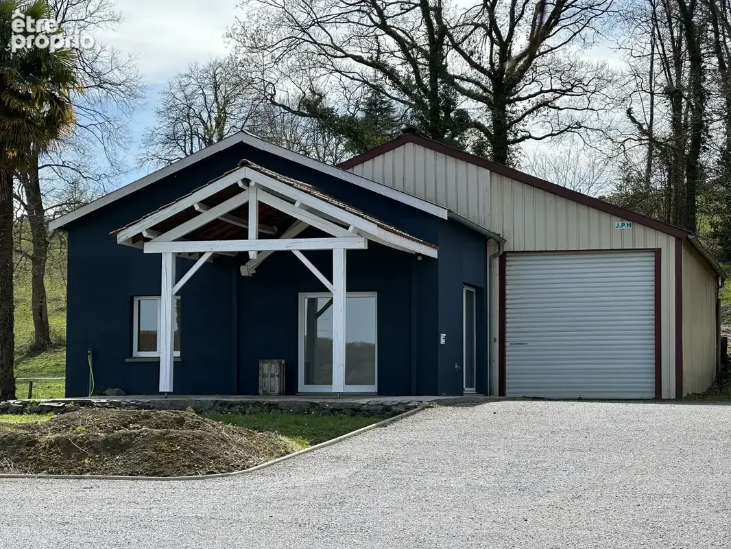Bâtiment professionnel de 197 m2 au total environ, à 5 minutes du centre ville d'Oloron Sainte Marie - photo 12