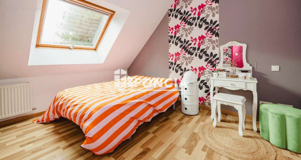 Maison à SAINT-GONDRAN