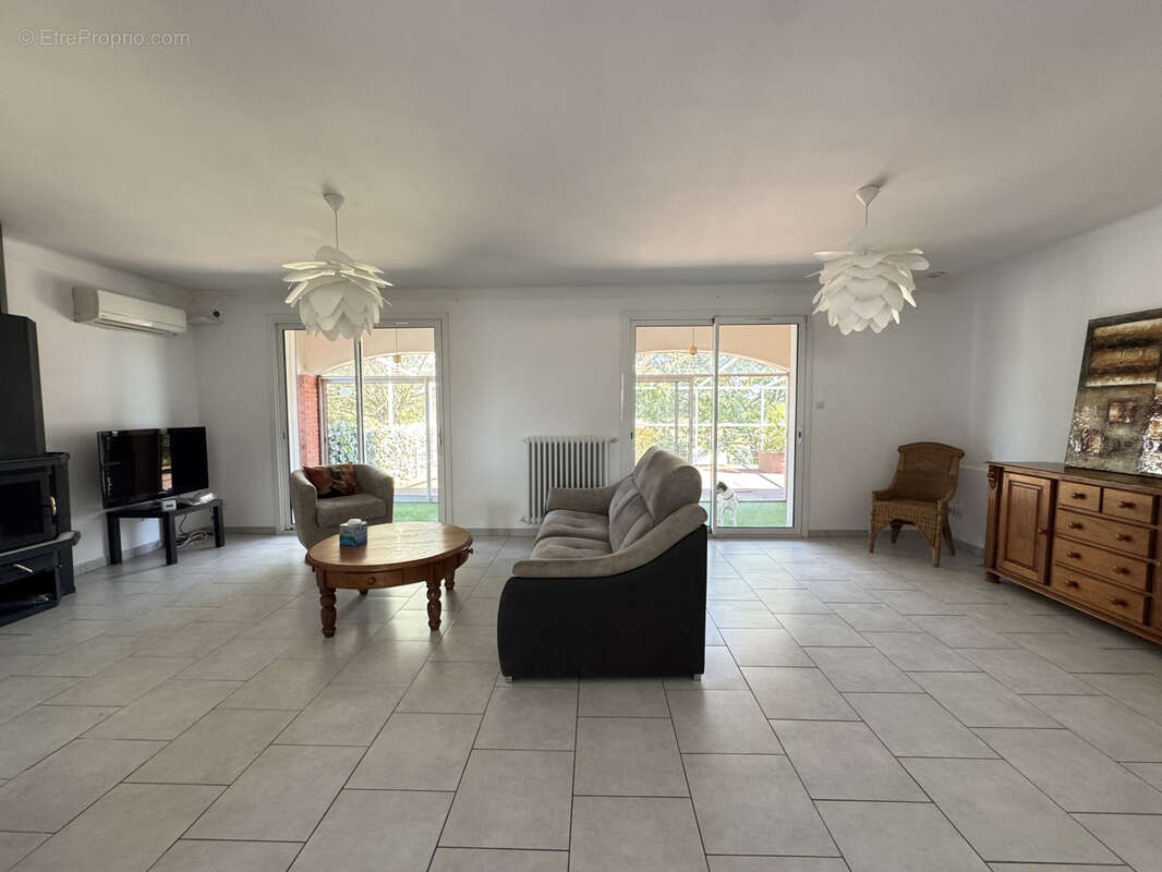 Maison à FONTENILLES