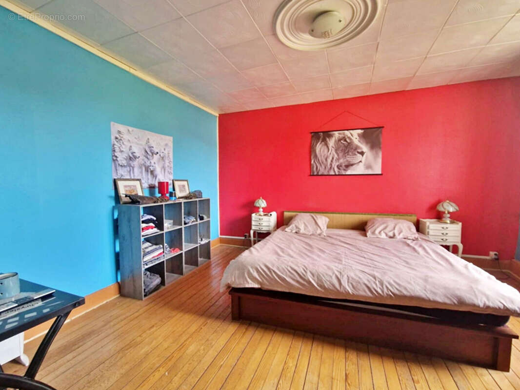 Maison à HAN-SUR-MEUSE