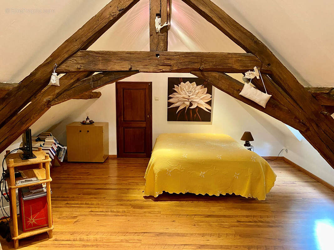 Maison à TOULON-SUR-ARROUX