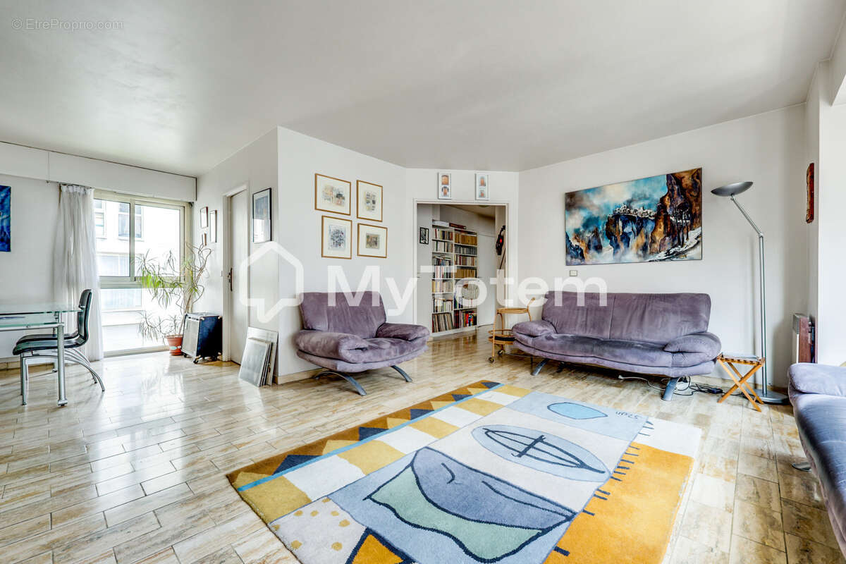 Appartement à PARIS-15E