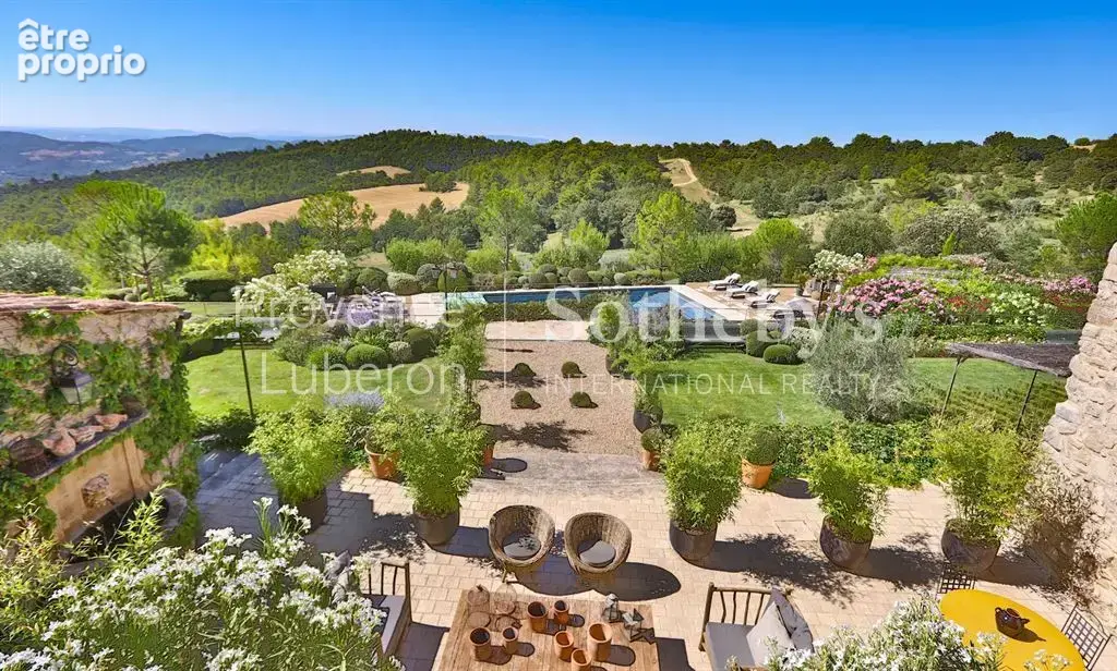 Bastide de Prestige avec piscine et terrain de 104 hectares en Provence - photo 15