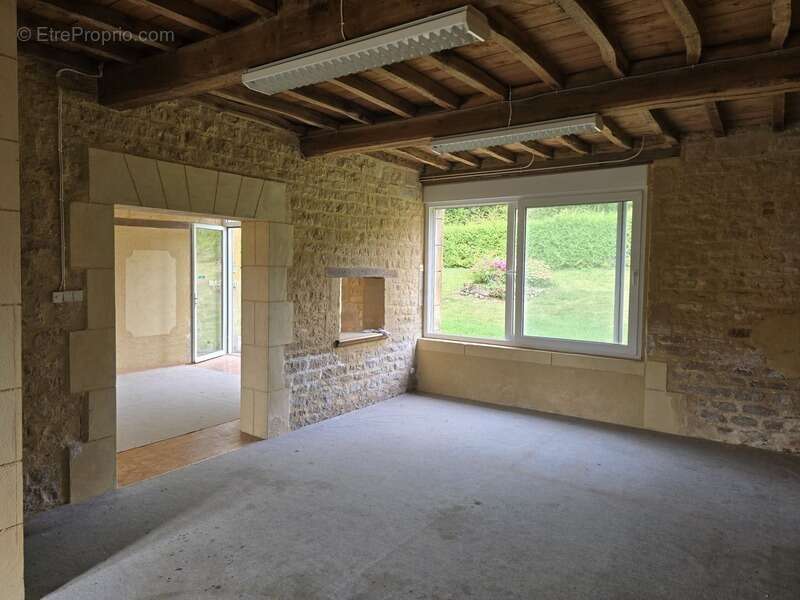 Maison à SAPOGNE-ET-FEUCHERES