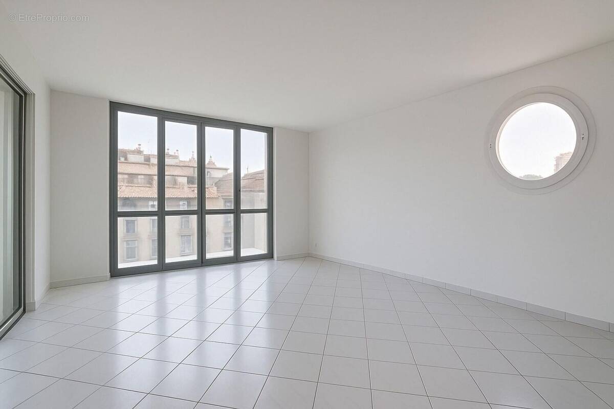 Photo 1 - Appartement à FREJUS