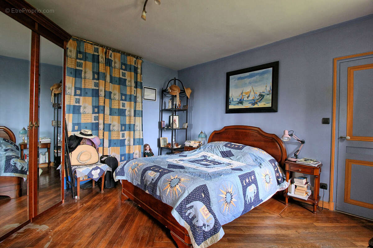 A vendre - belle propriete familiale - 10min de la gare - photo 12