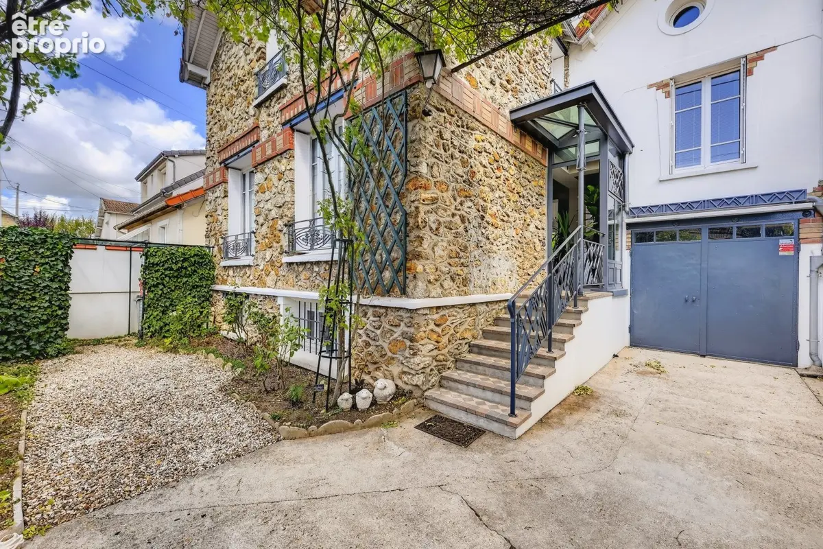 Maison à SAVIGNY-SUR-ORGE