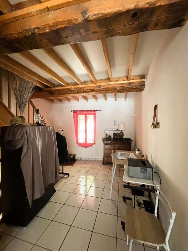 Maison à AZILLE