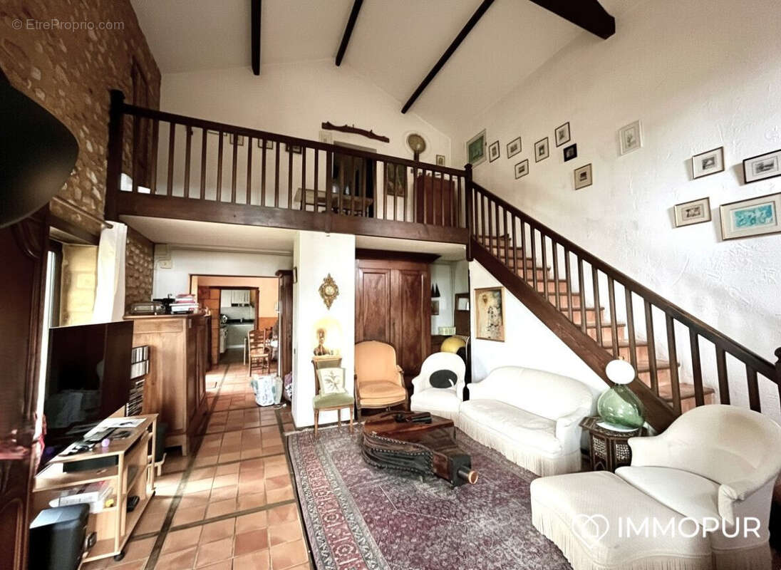 Maison à COUX-ET-BIGAROQUE