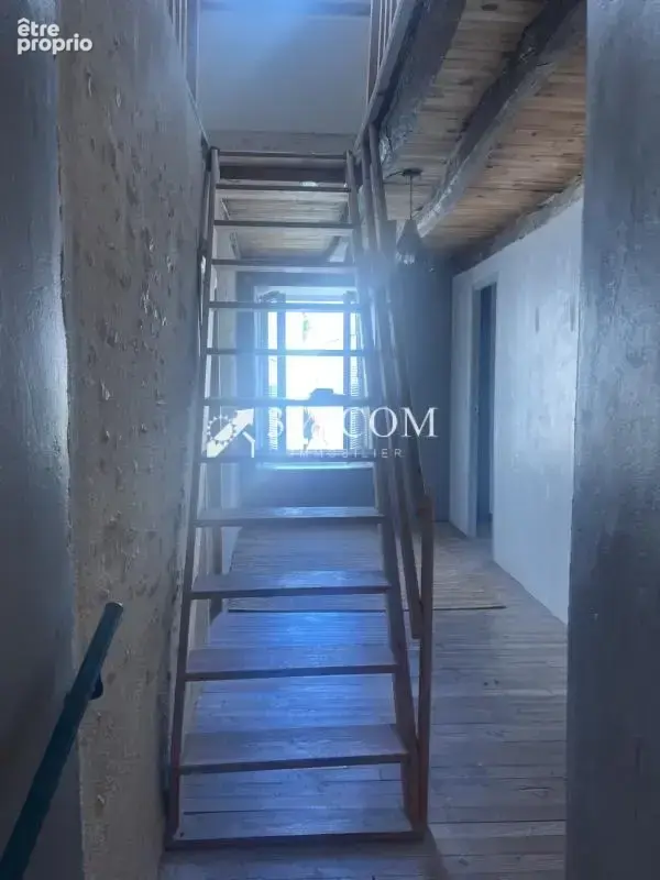 3%. com immobilier à  iteuil - photo 17