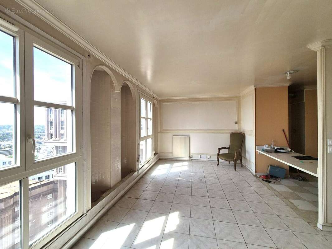 Appartement 70 m² à Noisy-Le-Grand  - photo 2