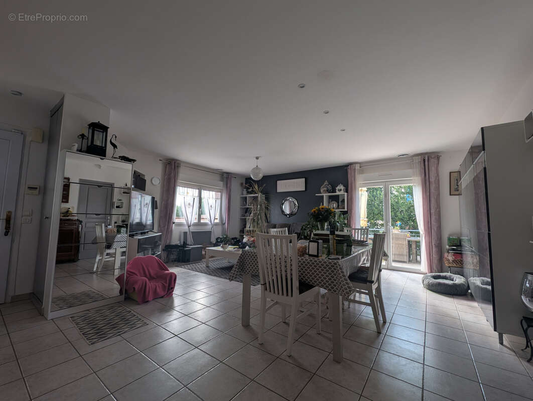 A vendre - puisserguier - villa t4 + bureau de 110 m2 hab sur 540 m2 de terrain avec terrasse et piscine - photo 4