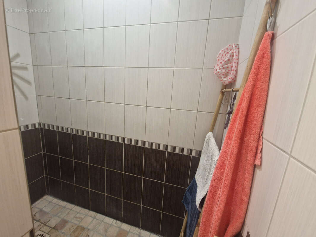 Maison de village en très bon état - photo 7