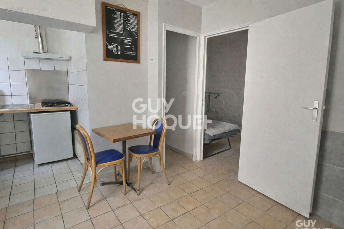 Appartement à AUBERVILLIERS