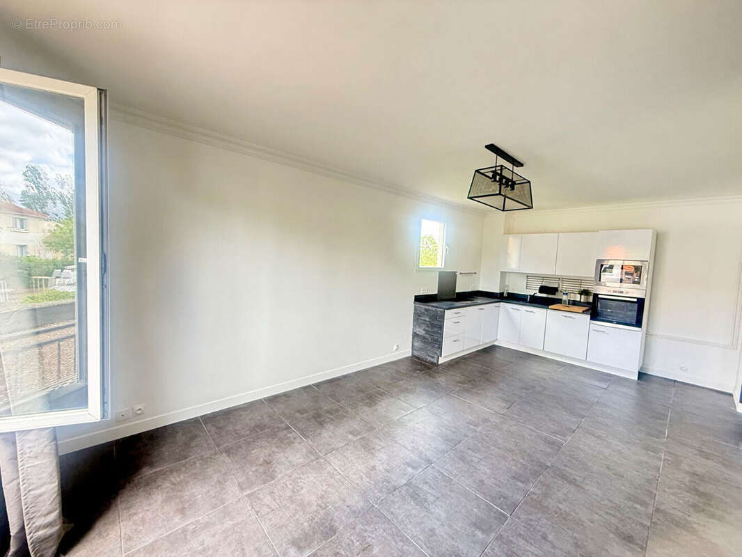 Appartement Clamart 3 pièce(s) 57.26 m2 - photo 3