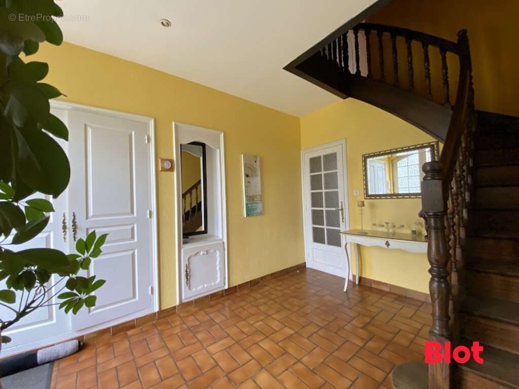 Maison à JANZE
