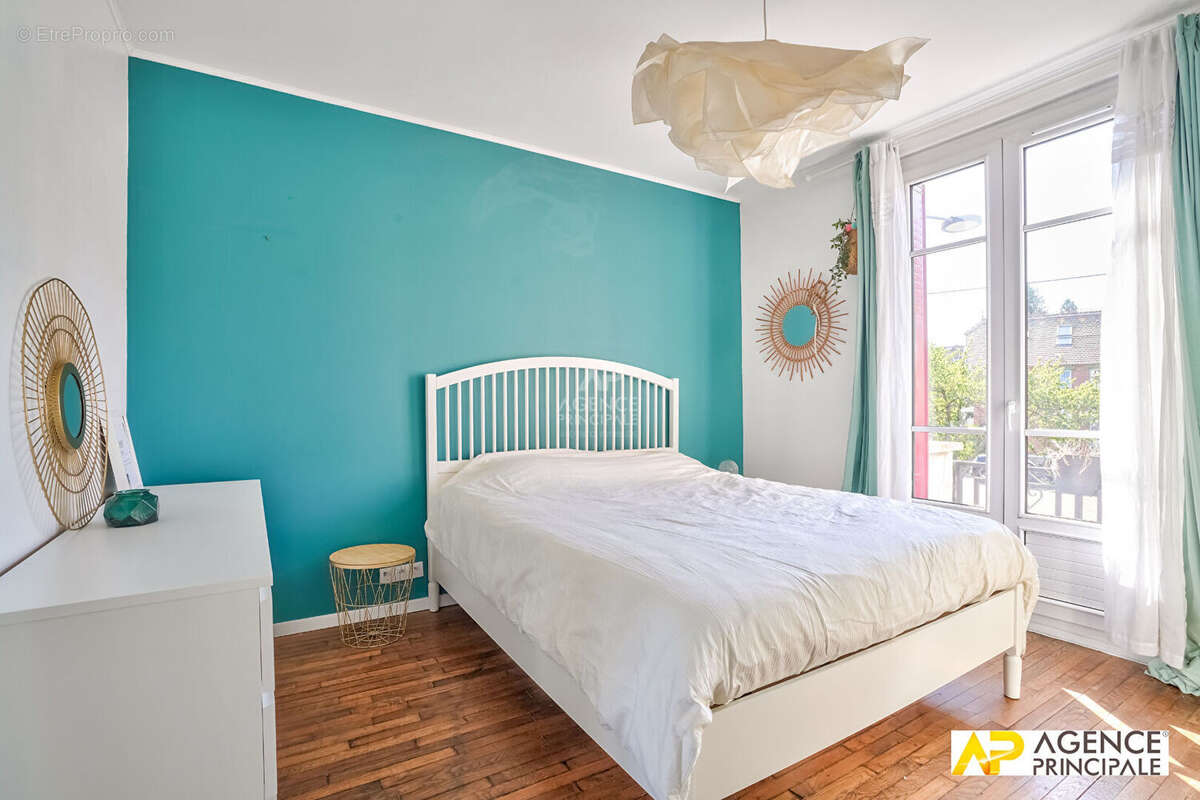 Maison à MAISONS-LAFFITTE